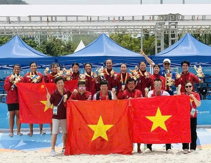 Vietnamese team maintain fourth place, exceed pre-set targets at Asian Beach Games